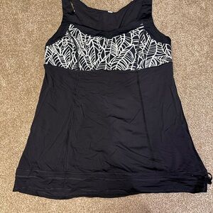 Black and White LULULEMON Women's Tank